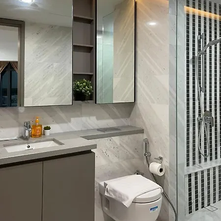 Eaton Residences Klcc By Bhs Kuala Lumpur Bagian luar foto
