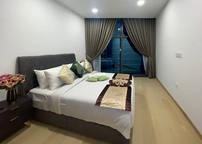 Eaton Residences Klcc By Bhs