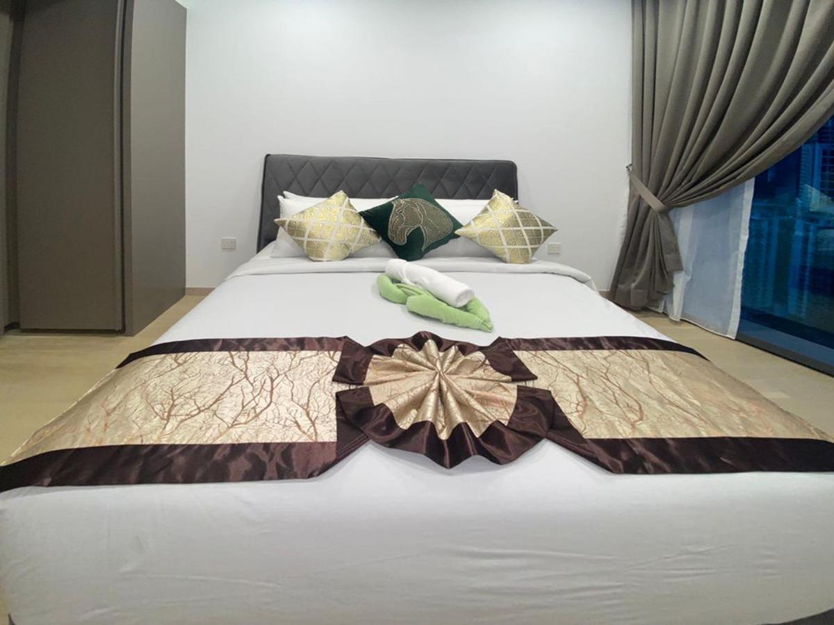 Eaton Residences Klcc By Bhs Apartemen