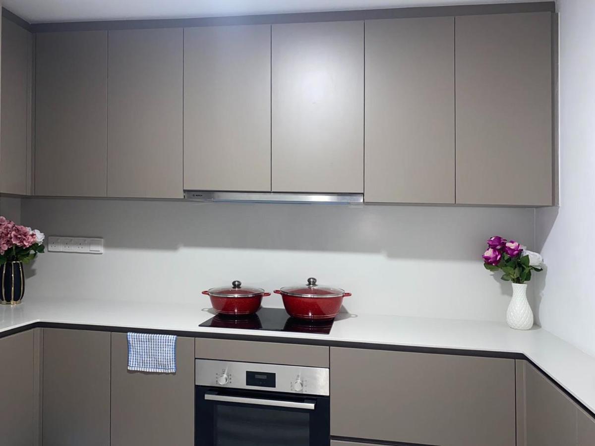 Eaton Residences Klcc By Bhs Apartemen *