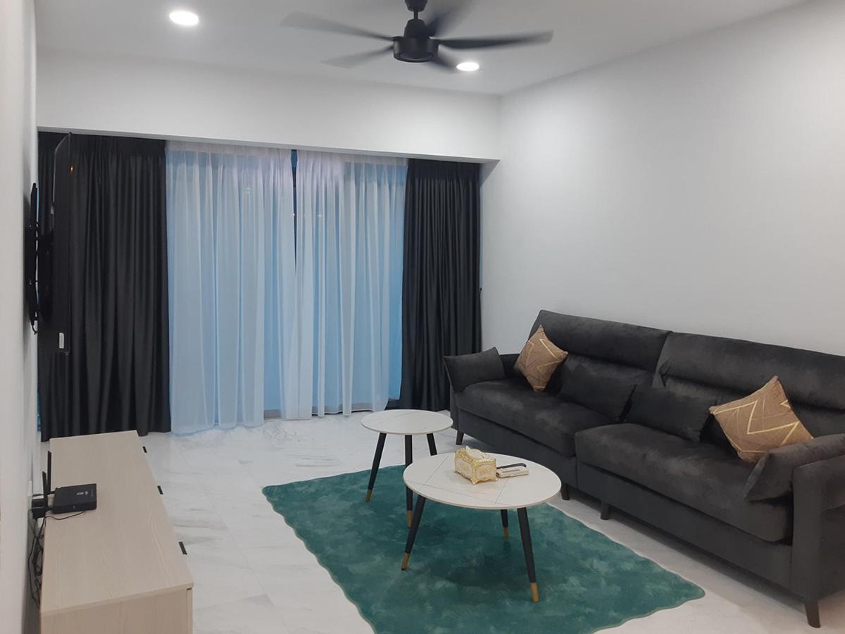 Eaton Residences Klcc By Bhs Apartemen